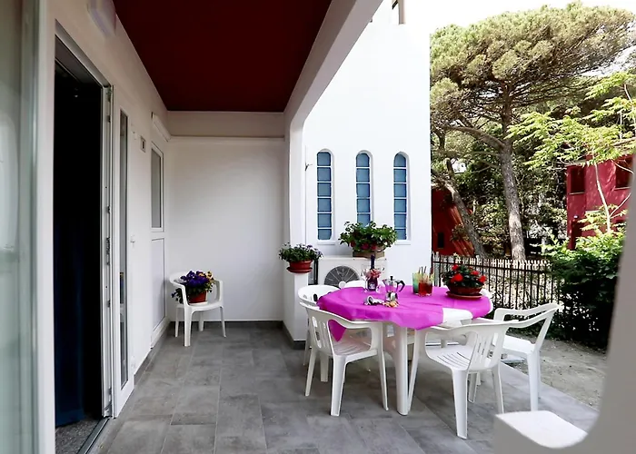 Villa Iota